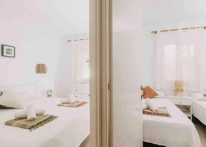 Espectacular Cala'N Bosch (Menorca)